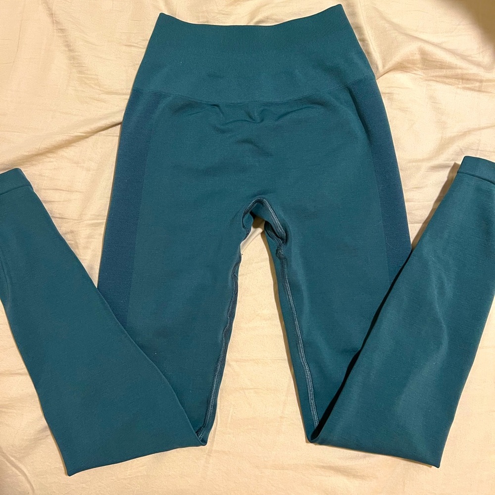 Alphalete amplify leggings - rainfall